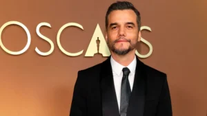 wagner-moura-1773703131286_v2_900x506.jpg.webp